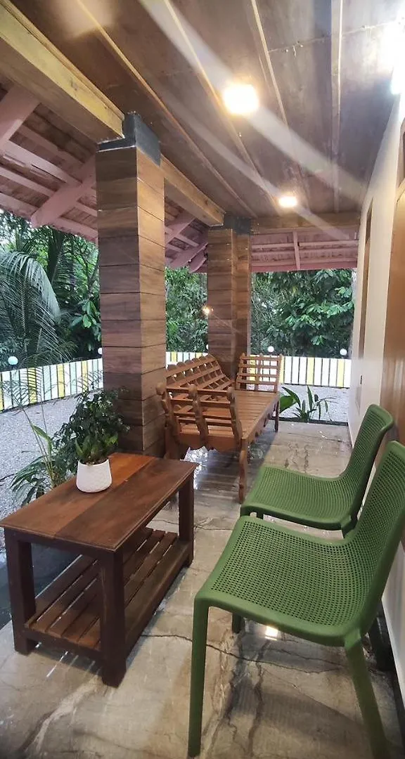 Heritage Pool Villa Anniyar Thozu Homestay